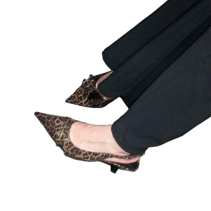 Dame spids Slingback-high heels med dobbelt spænde-detajle Stilla