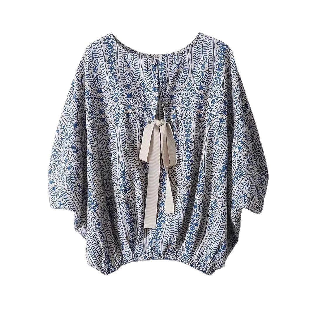 Damebluse i afslappet Boho-stil med elastisk talje og snøring i ryggen Stilla