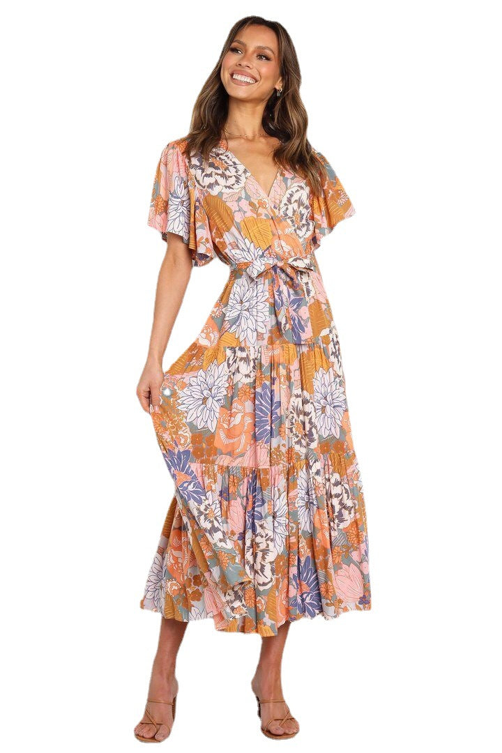 Dame Maxi-Kjole med floralt design og svajende nederdel Stilla