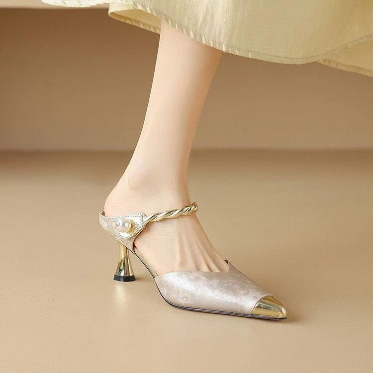 Dame Slingback Pumps med glitrende rem og elegant blokhæl Stilla