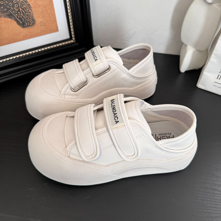 Dame Sneakers i stilfuldt design med velcro og komfortabel sål Stilla