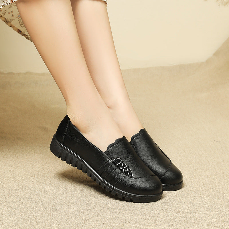 Femme stilfulde Slip-On Loafer med dekorativt Rhinestone-detalje Stilla