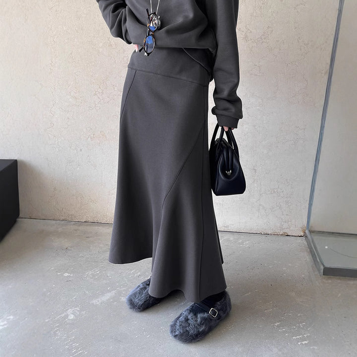 Dame sæt bestående af oversized sweatshirt og afslappet nederdel Stilla