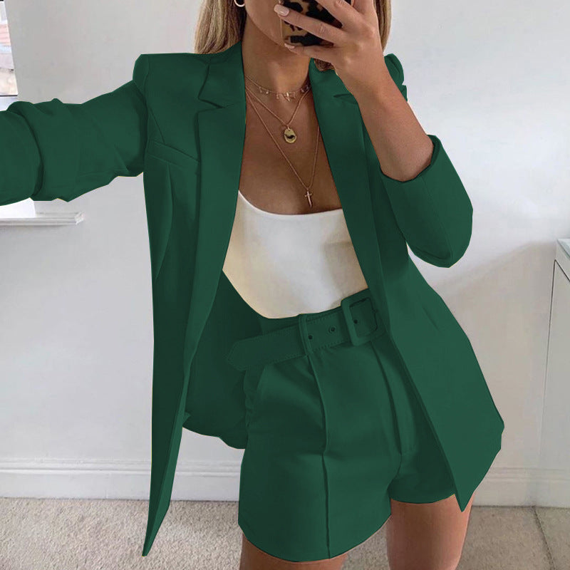 Dame afslappet blazer-shorts-sæt med taljebælte Stilla
