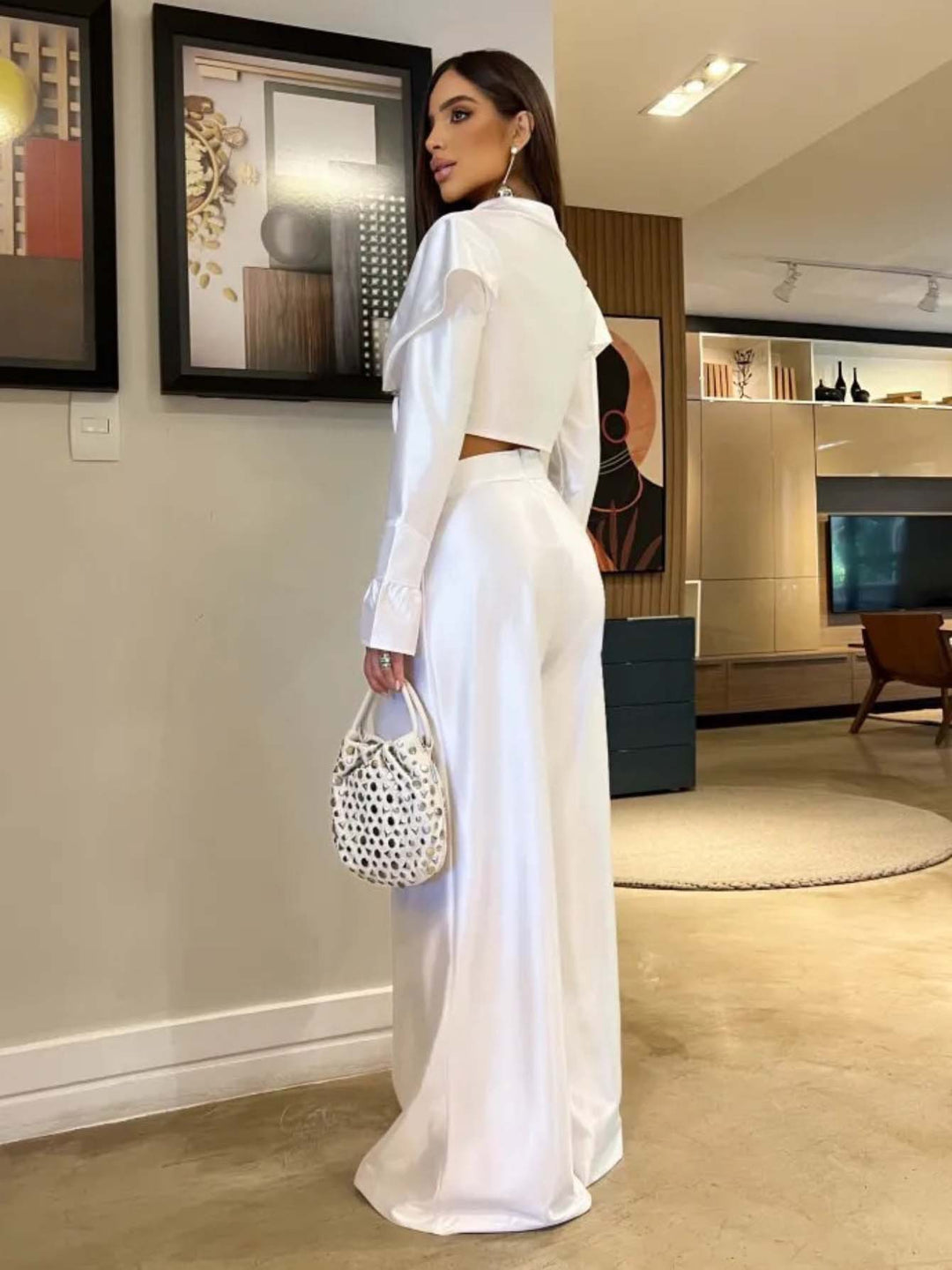 Dameensemble med figursyet crop-top og elegant højhvidt bukser Stilla