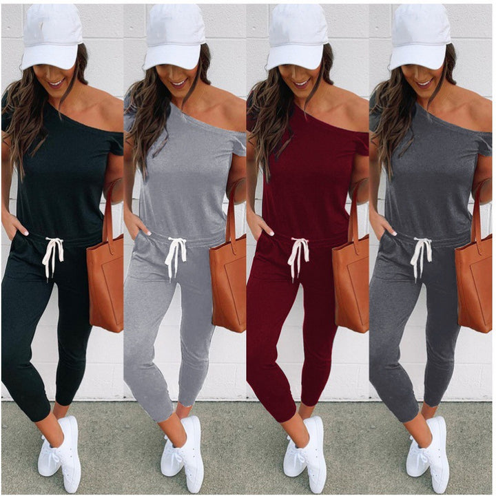 Damer stilfuld jumpsuit med asymmetrisk halsudskæring og høj talje betoning Stilla
