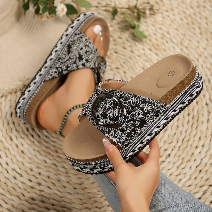 Dame Komfortabel Wedge-Sandaler med dekorativt bælteaccent Stilla