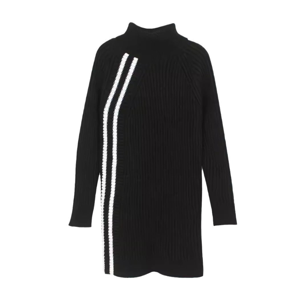 Dame elegant strikkjole med høj krave og struktureret design Stilla