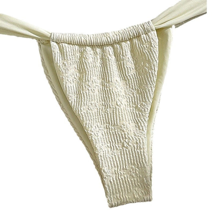 Dame triangel bikini med struktureret top og højt skåret trusse Skovae