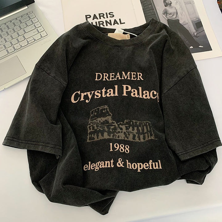 Dame afslappet T-shirt med kreativt grafikelement og afslappet snit Stilla