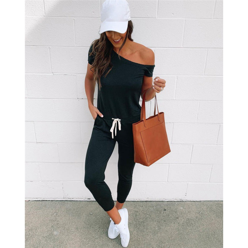 Damer stilfuld jumpsuit med asymmetrisk halsudskæring og høj talje betoning Stilla