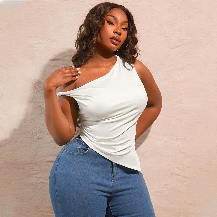 Dame asymmetrisk top med off-shoulder design og rynkning Skovae