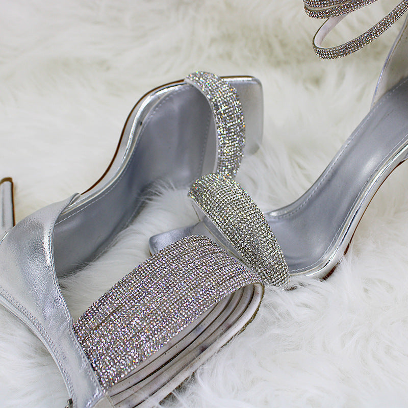 Femme Elegante Open-Toe Stiletto Sandaler med dekorativ ankelbånd Stilla