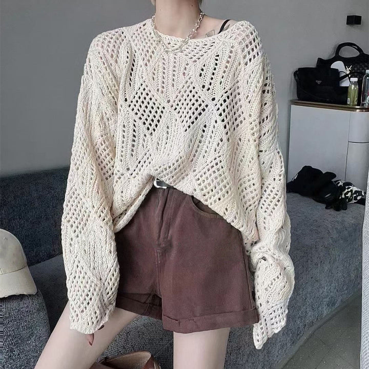 Kvinders luftige strikket sweater i moderne netdesign Stilla
