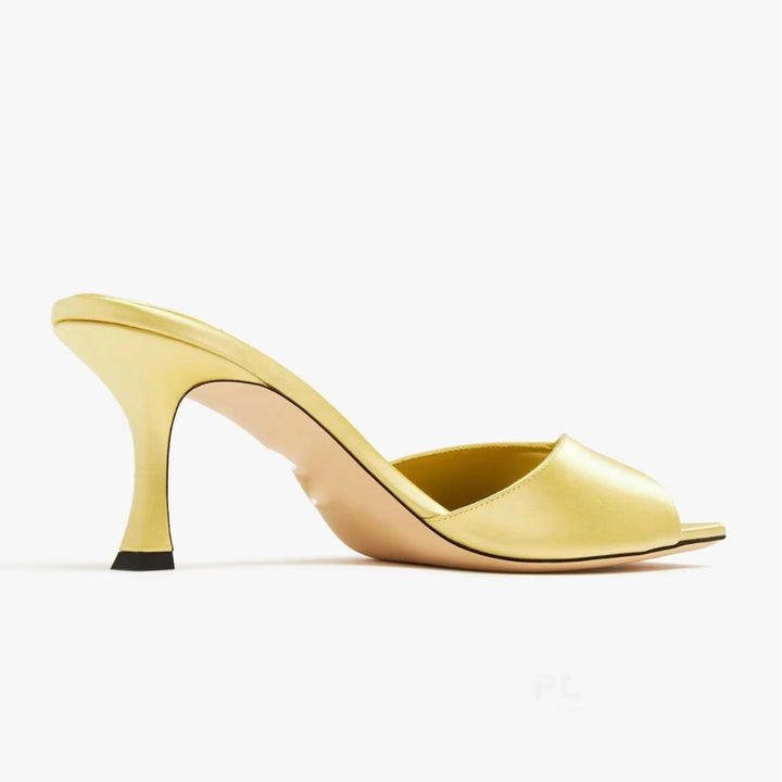 Femme Open-Toe Slide Heels med elegant arkitektonisk design Stilla