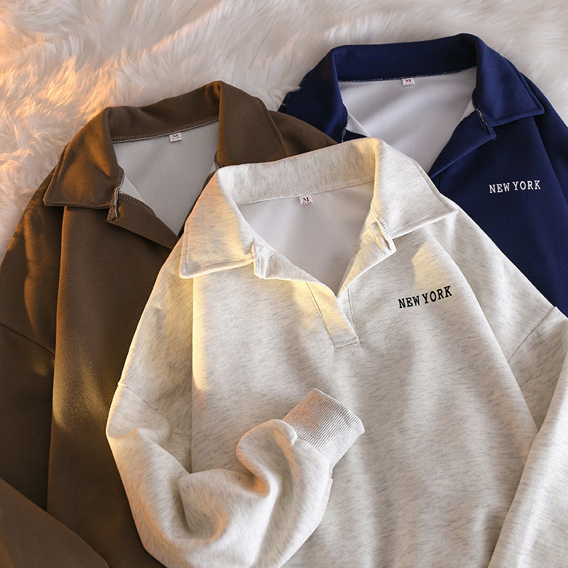 Femme Cropet Polo Sweatshirt med broderet detalje Stilla