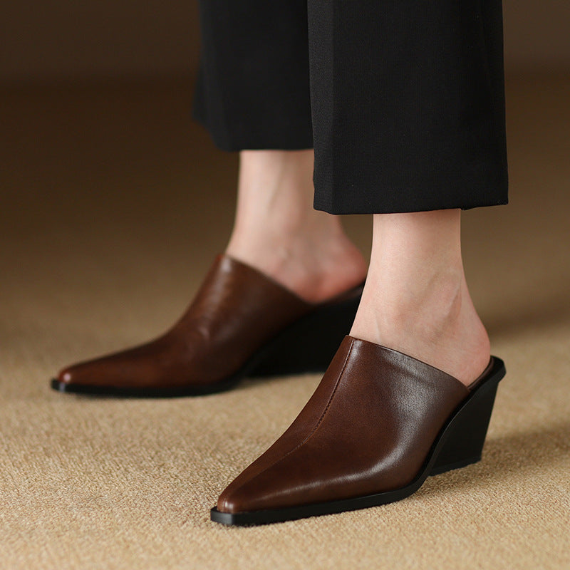 Dame Wedge Mules Stilla