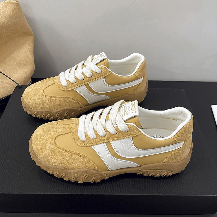 Dame Sneakers i sporty design med høj kvalitet velour læder overflade og skridsikker sål Stilla
