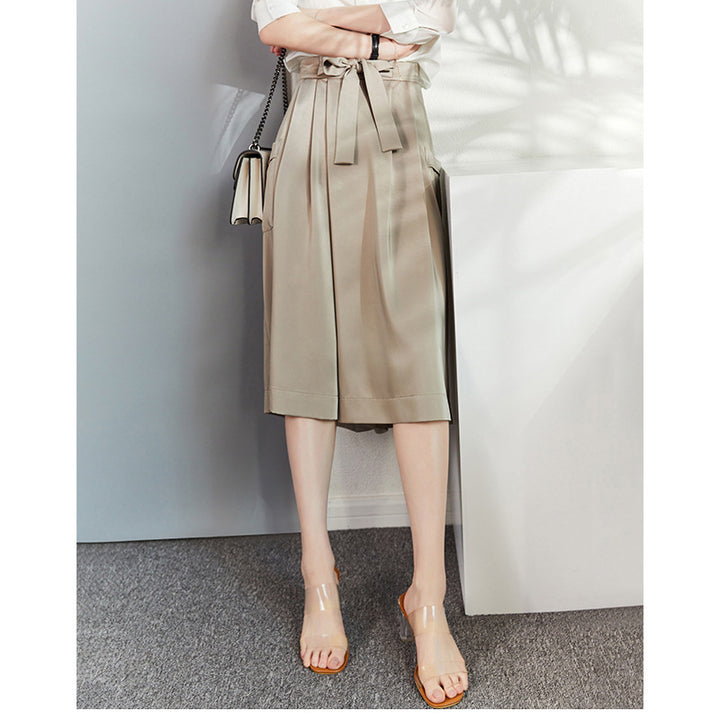 Dame elegante Satin-Culottes med bindebånd i taljen og modige sidelommer Stilla