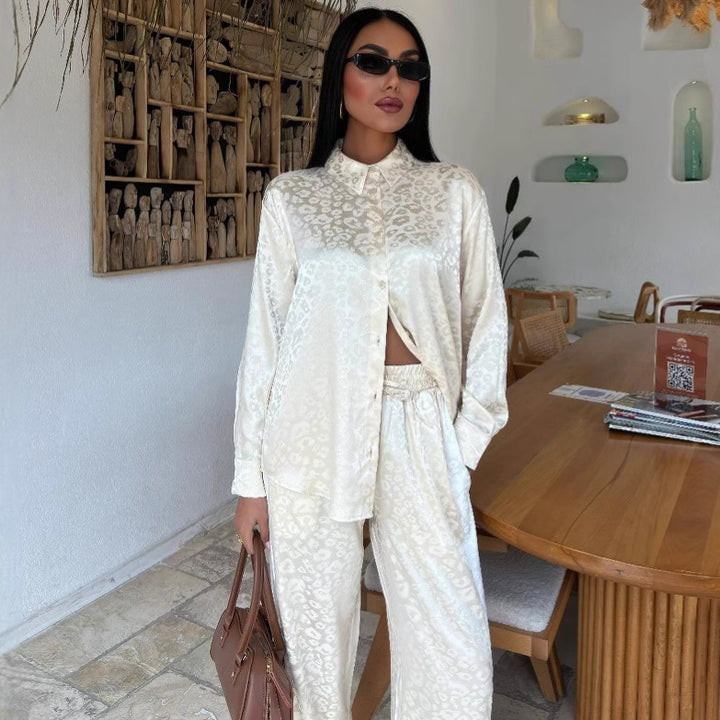 Dame Luxe Satin Pyjamas-Sæt med elegant Overdel- og Bukse-Kombination Stilla