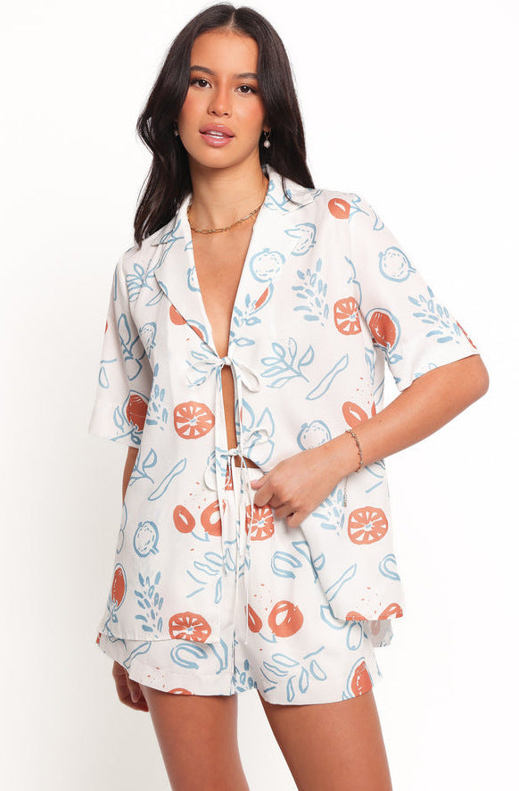 Dame kortærmet blouse sæt med legende mønster og snore detaljer Stilla