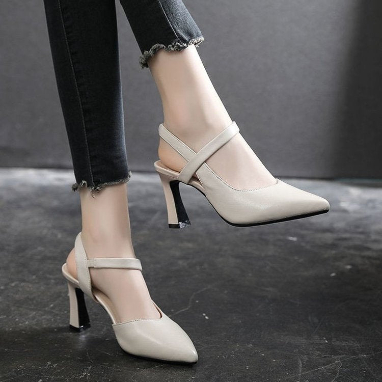 Dame Elegante Slingback-pumps med moderne design og komfortabel blokhæl Stilla