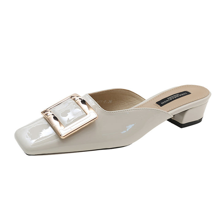 Dame elegant slip-on mule med kvadratisk tåparti og stilfuldt spænde-detail Stilla