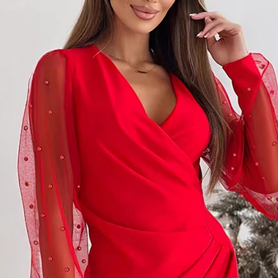Dame wrap kjole med elegante gennemsigtige ærmer og skinnende detalje Skovae