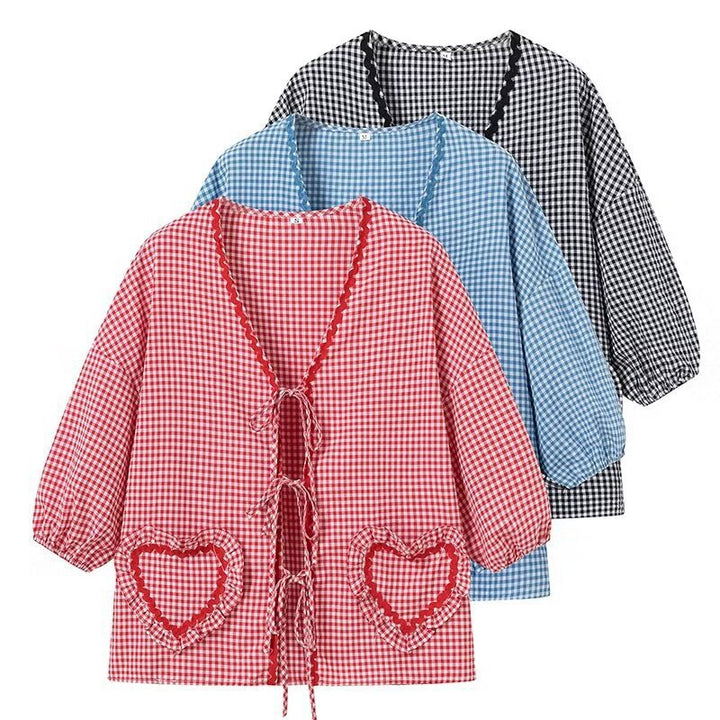 Dame Luftig Bluse med Hjerte-Applikationer og moderne Ruffle-detaljer Stilla