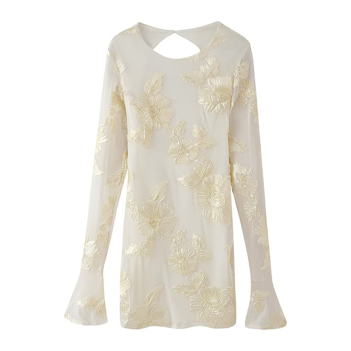 Femme Sheer Broderet Bluse med Bølgeærmer Stilla