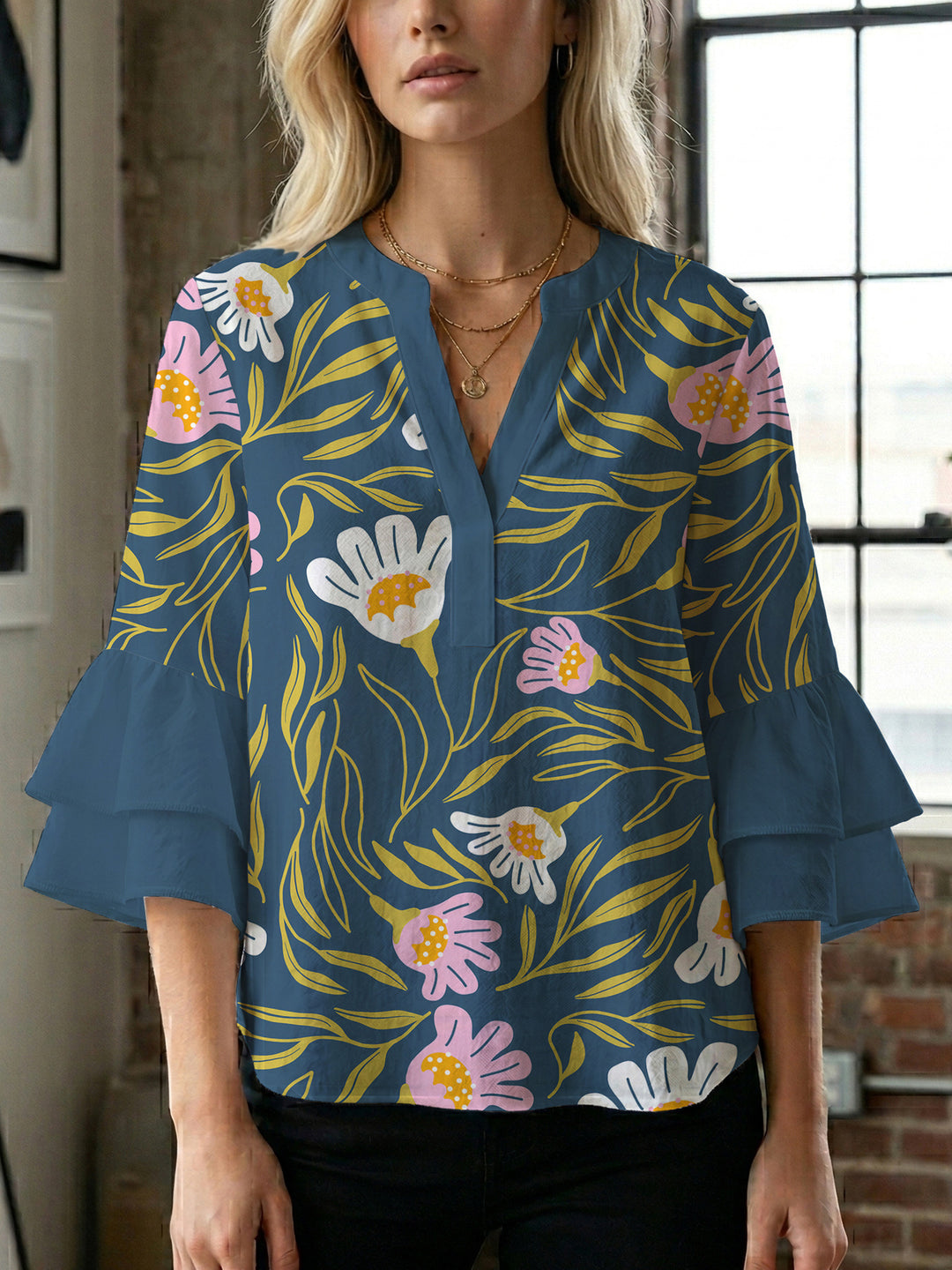 Dame Elegant top med volumiøse puffærmer og floraltryk Skovae