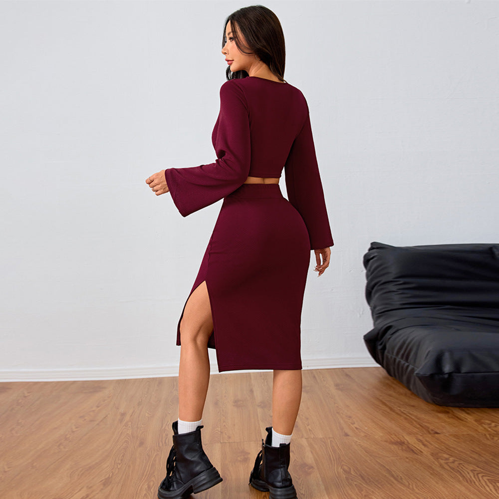 Kvinders sæt med let crop top og figursyet midi nederdel Stilla