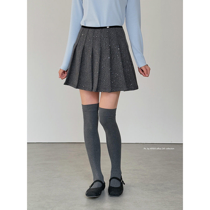 Damer Plisseret Mini Skirt med glitrende detaljer og elastisk talje Stilla