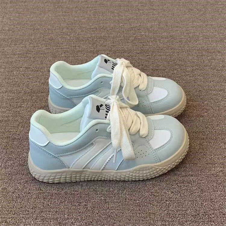 Dame sporty sneakers med åndbart overmateriale og skridsikker sål Stilla