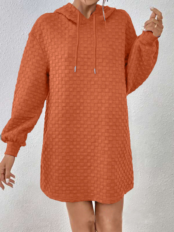 Dame hoodie-kjole med struktureret design og praktisk hætte stil Stilla
