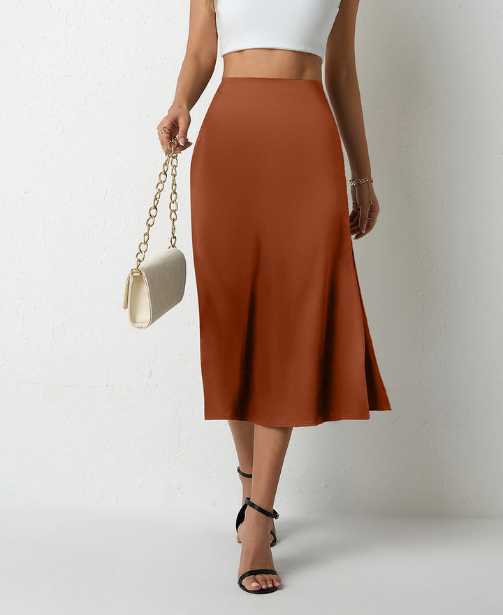Dame elegant midi nederdel med flydende snit og satin-finish Skovae