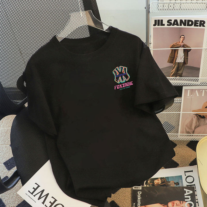 Dame T-shirt med kunstnerisk motiv og kreativ skrift Stilla