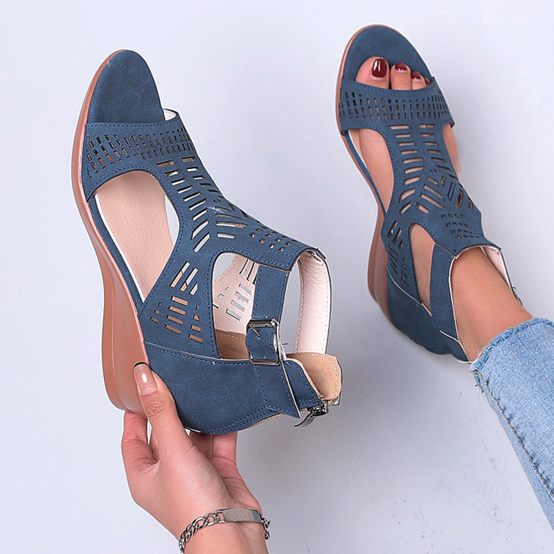 Dame wedge-sandaler med åndbart snit og elegant rem-design Stilla