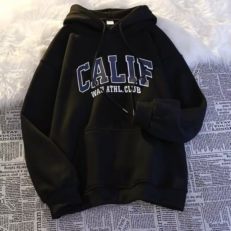 Dame hoodie med moderne sportsdesign Skovae