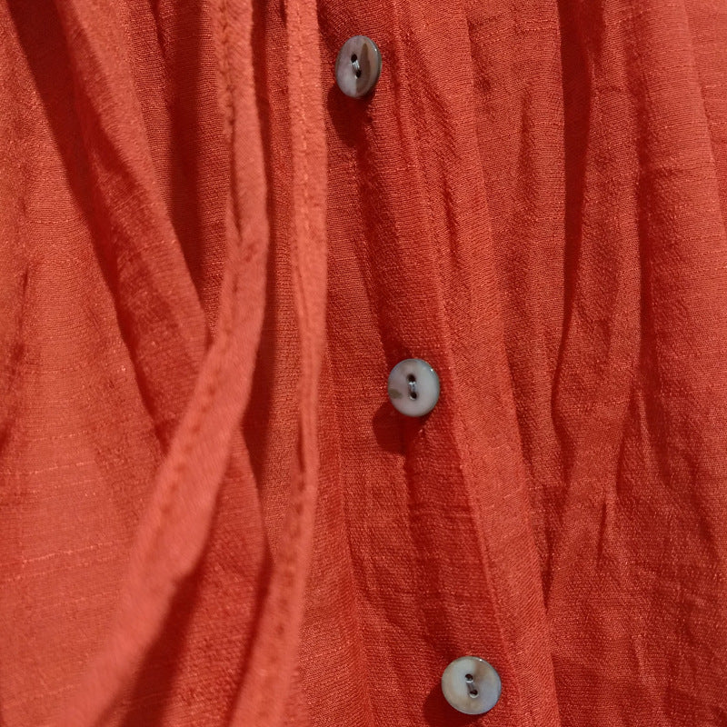 Dame afslappet bluse med elegante knapdetaljer og luftig pasform Stilla