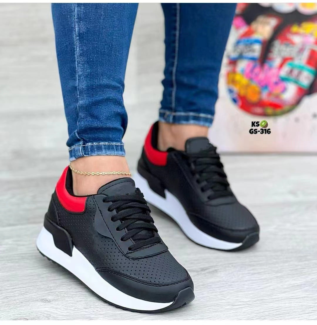 Dame Åndbare Sneakers med perforeret overflade og komfortabel dæmpning Stilla