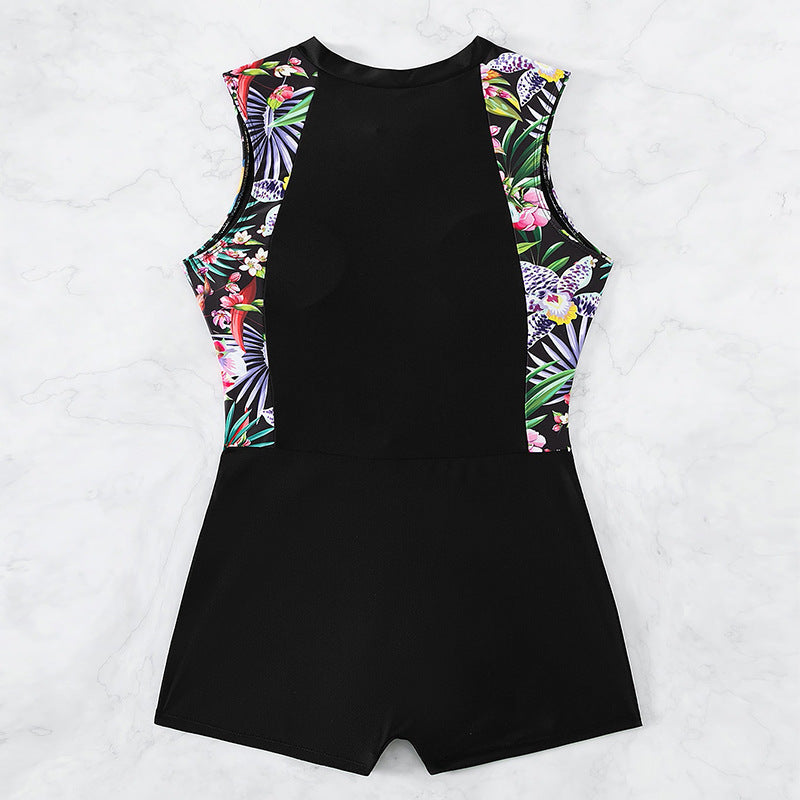 Dame Sporty helkrops badeshorts med floralt design Skovae