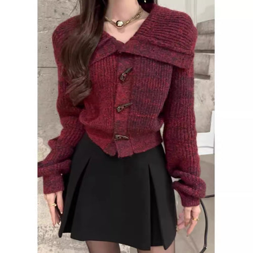 Kvinders cardigan med moderigtig krave og twist-lukning Stilla