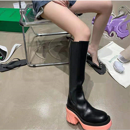 Femme Chunky Platform Ankellange Støvler med Iøjnefaldende Farveblokdesign Stilla