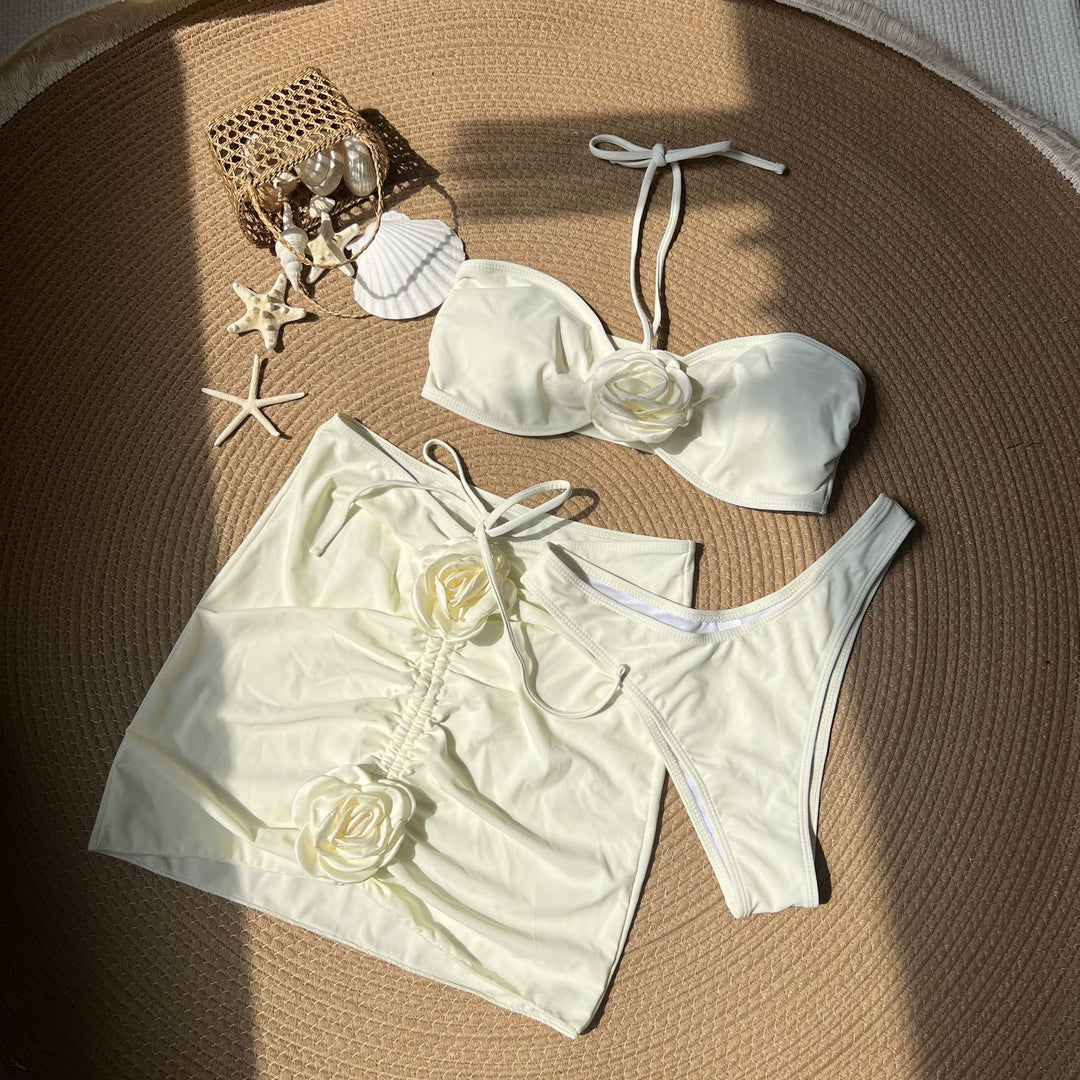Dame bikinisæt med blomstret detalje Stilla
