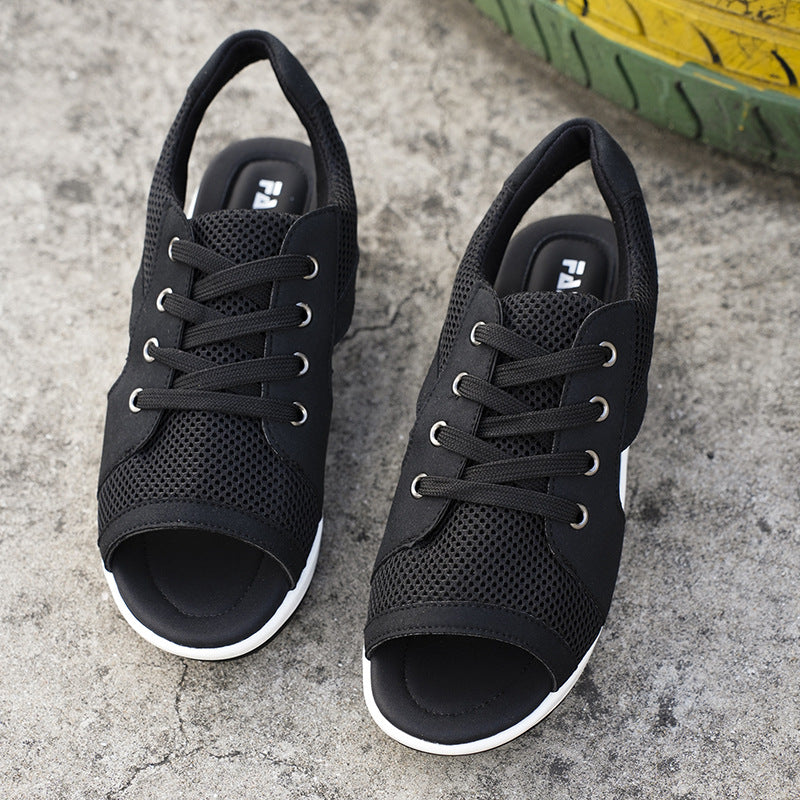 Dame Sporty Sandaler med åndbart netdesign og elastisk snøring Stilla