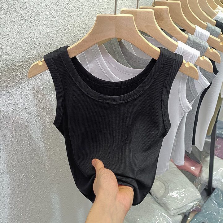 Femme Ripp bomulds tanktop med klassisk rund halsudskæring Stilla