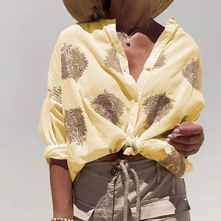 Dame casual blouse med knapdetaljer og dekorativ broderi Stilla
