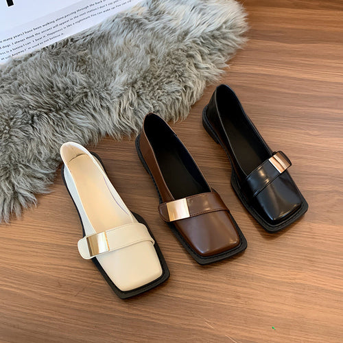 Dame Ballerinas med firkantet tåparti og metallisk accent Stilla
