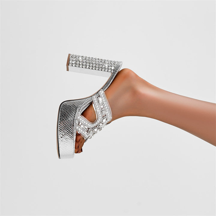 Femme Glitrende Platform Slide Sandaler med dekorativ perlesnor Stilla